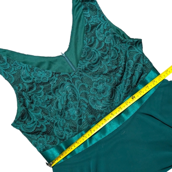 Beauty Emily | Emerald Deep V-Neck Lace Top Midi Length Flowy Skirt Formal Dress - Picture 12 of 12